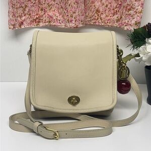 Vintage Coach Turn-lock Companion Flap, 9076 Crossbody Bag